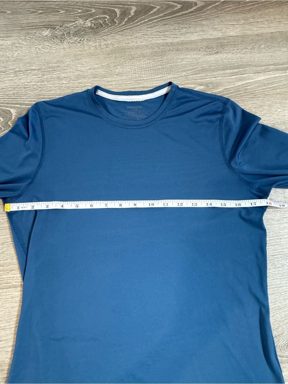 Patagonia Long-Sleeve Base Layer or Performance Top - Skiing Hiking Running - Picture 4 of 5